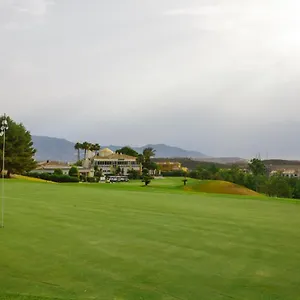 fantastico-apartamento-rodeado-con-campos-de-golf.1costadelsol.com/